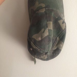 Camouflage adjustable hat